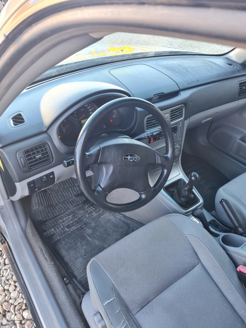 Subaru Forester 2.0куб.125к.с., снимка 7 - Автомобили и джипове - 52851197