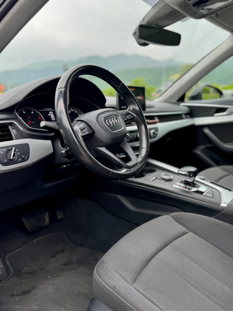 Audi A4 2.0 TDI, снимка 5 - Автомобили и джипове - 53236939