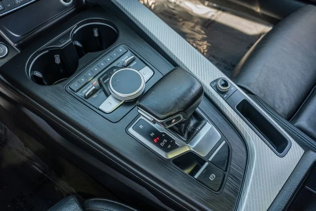 Audi A5 PREMIUM PLUS* QUATTRO* S LINE* B&O* KEYLESS* PODGR - изображение 10