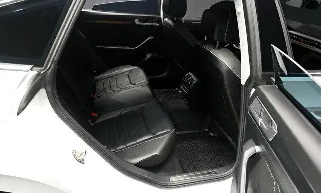 VW Arteon 2.0 TDI Prestige, снимка 11 - Автомобили и джипове - 53155909