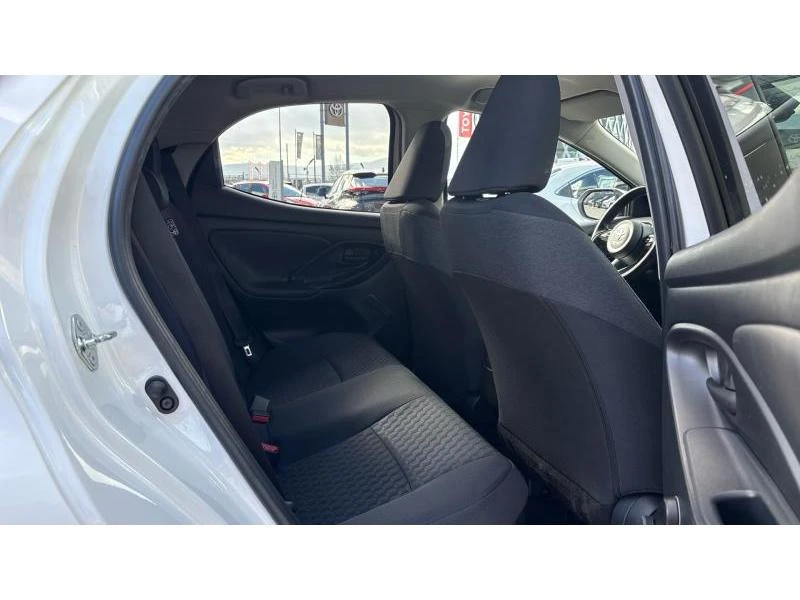 Toyota Yaris 1.5 HSD CVT FWD CHIC | Mobile.bg � ����������� 7