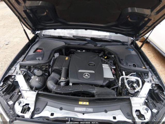 Mercedes-Benz E 300 4MATIC, снимка 10 - Автомобили и джипове - 54867341