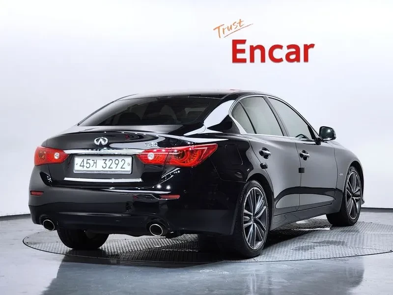 Infiniti Q50 Premium 2.2 Дизел, снимка 2 - Автомобили и джипове - 55440053