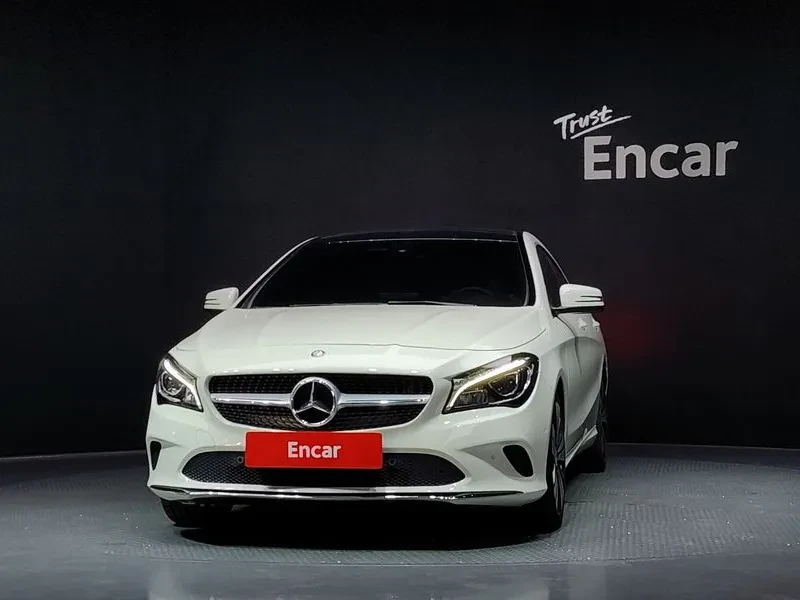 Mercedes-Benz CLA 250 4Matic - САМО 30% АВАНС, снимка 3 - Автомобили и джипове - 56020180