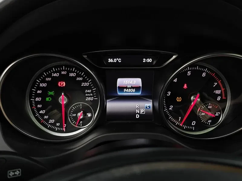 Mercedes-Benz CLA 250 4Matic - САМО 30% АВАНС, снимка 8 - Автомобили и джипове - 56020180