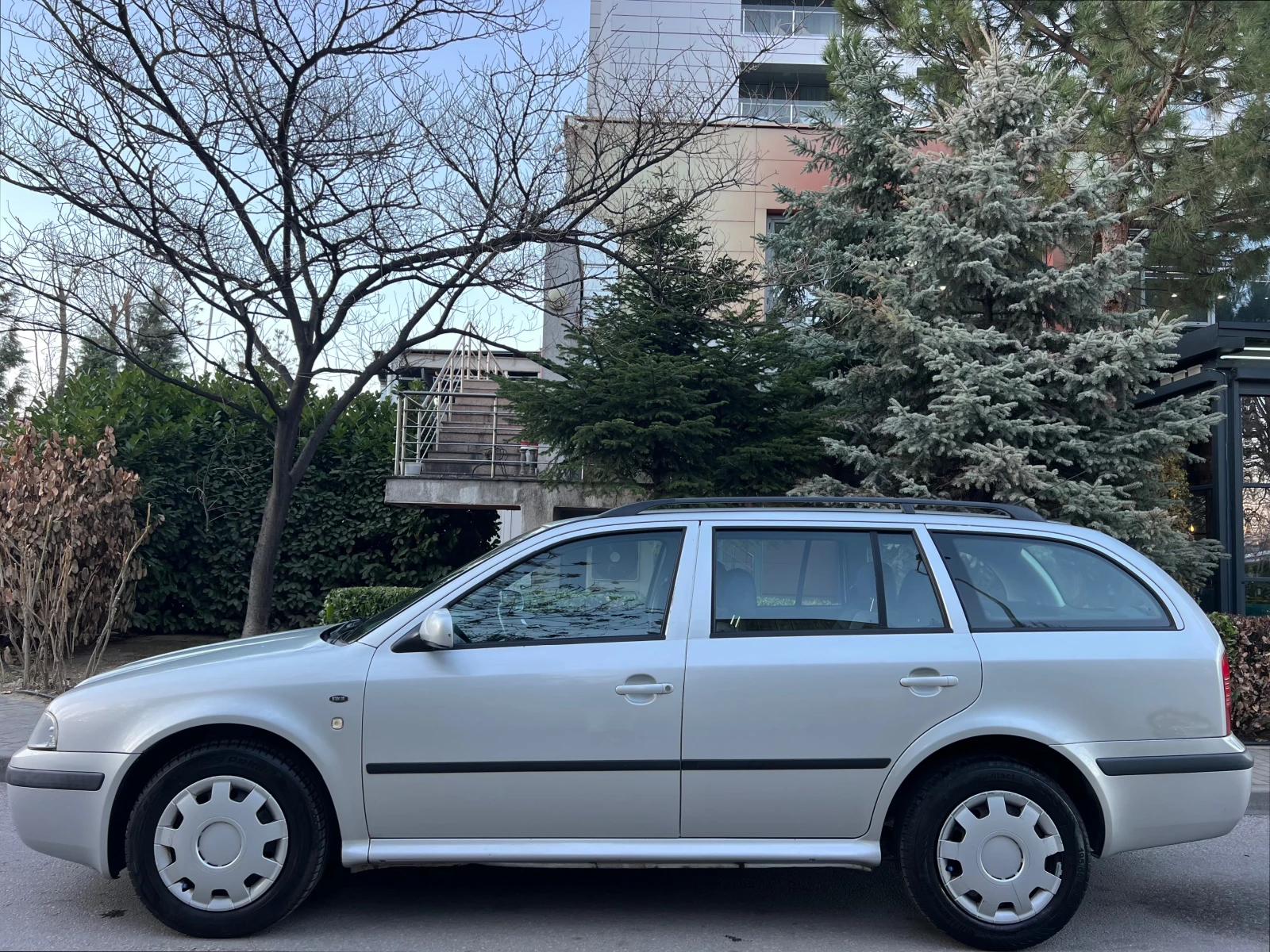 Skoda Octavia 1.9TDI KLIMATRONIK/90кс/UNIKAT - изображение 3