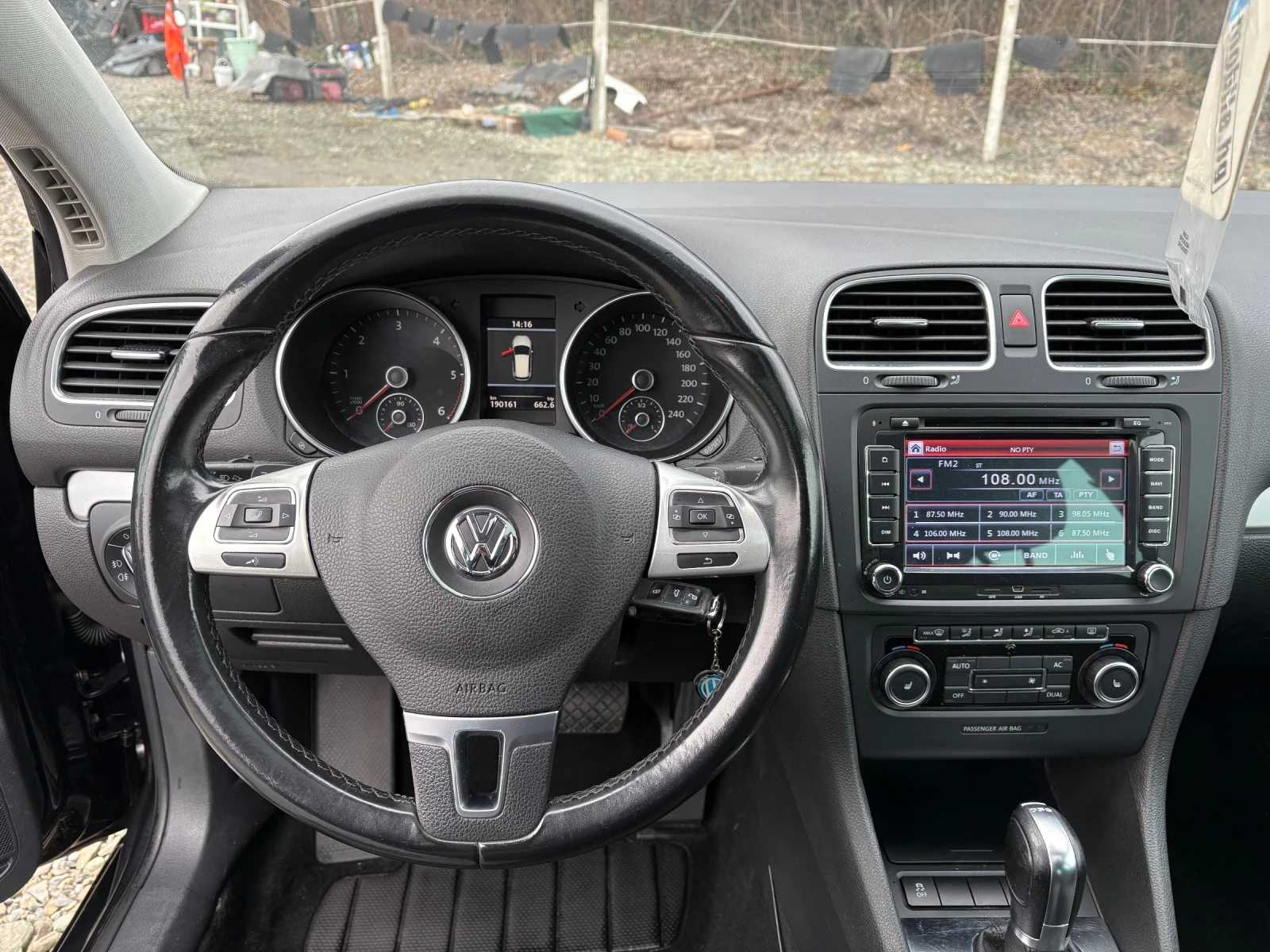 VW Golf 1.6TDI DSG - изображение 7