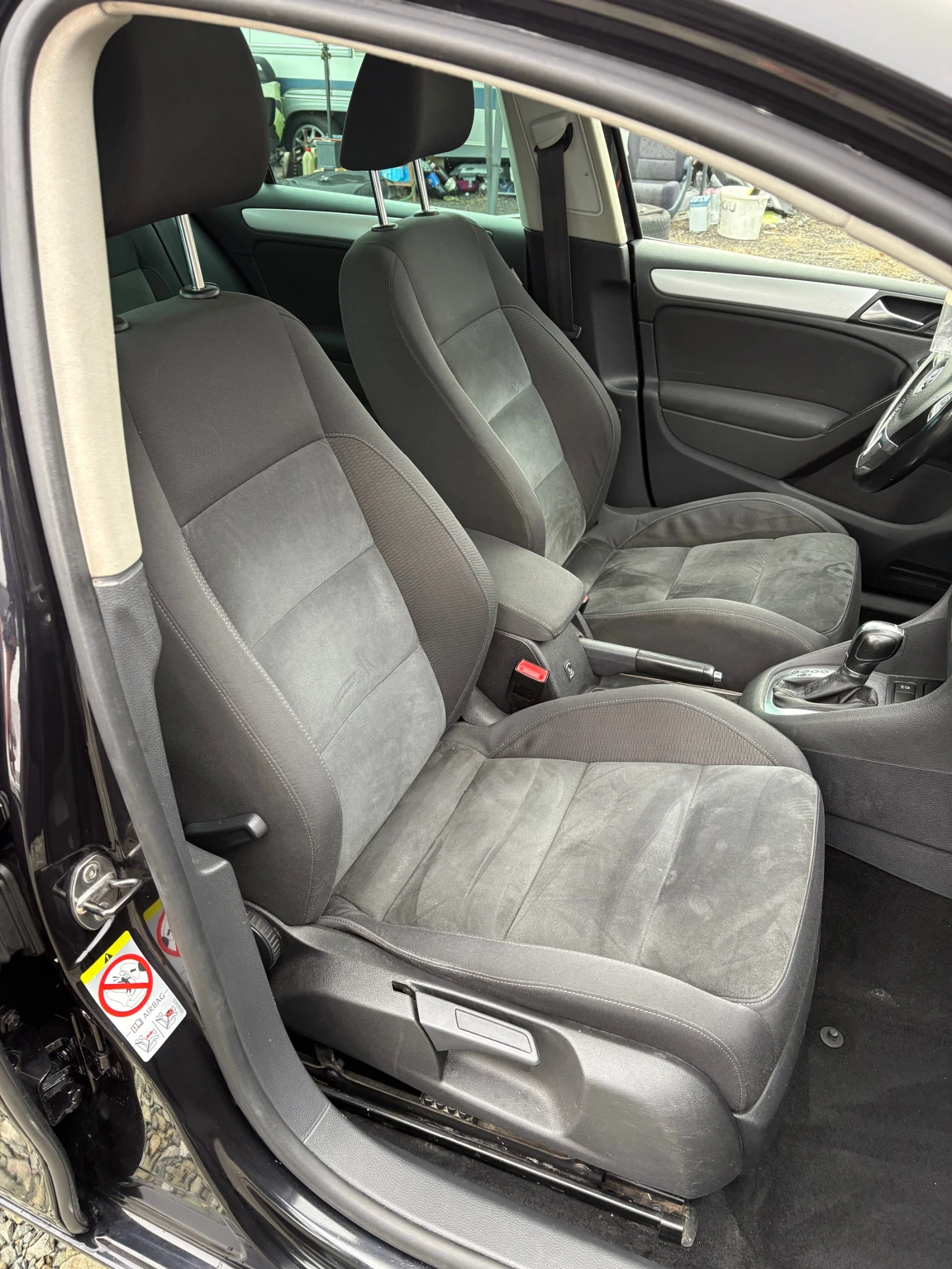 VW Golf 1.6TDI DSG - изображение 10