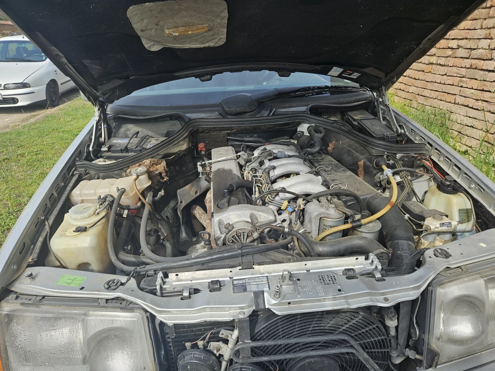 Mercedes-Benz 124 Комби - изображение 7