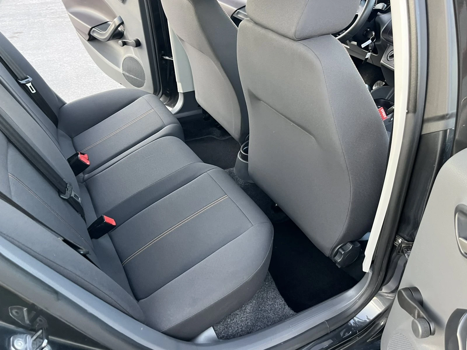 Seat Ibiza 1.2I 75кс. EURO 5A 112 000км  КЛИМАТИК - изображение 10