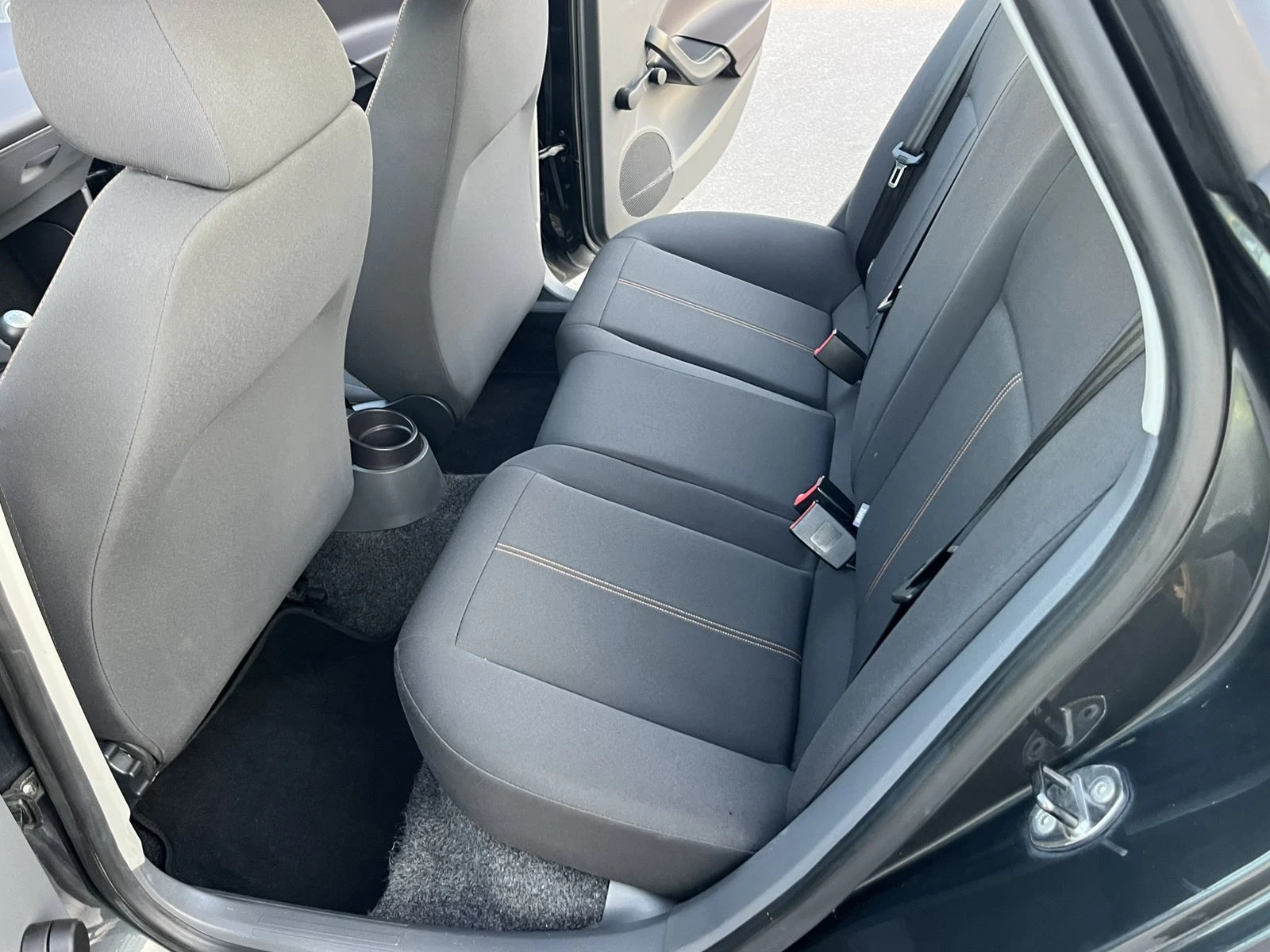 Seat Ibiza 1.2I 75кс. EURO 5A 112 000км  КЛИМАТИК - изображение 9