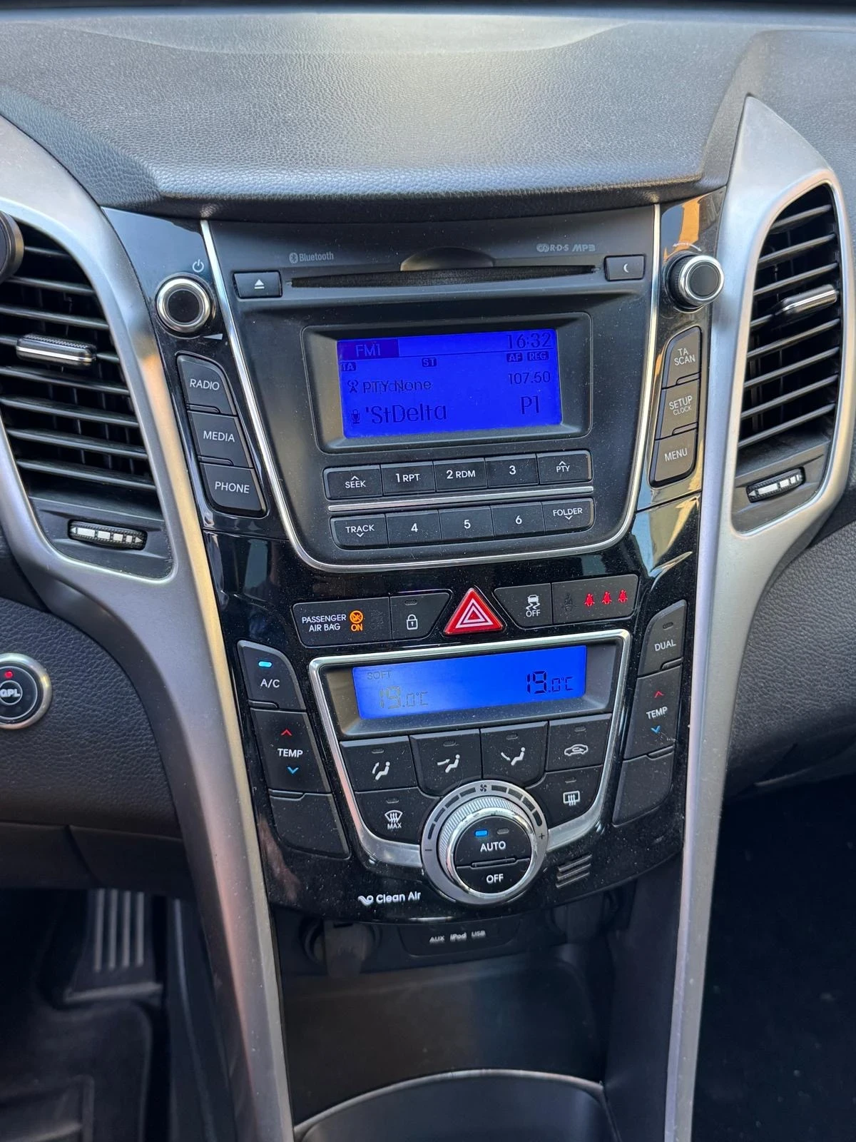 Hyundai I30 1.4 bi fuel 99hp* LED* KLIMA* 9.2013г* евро 5в - изображение 5