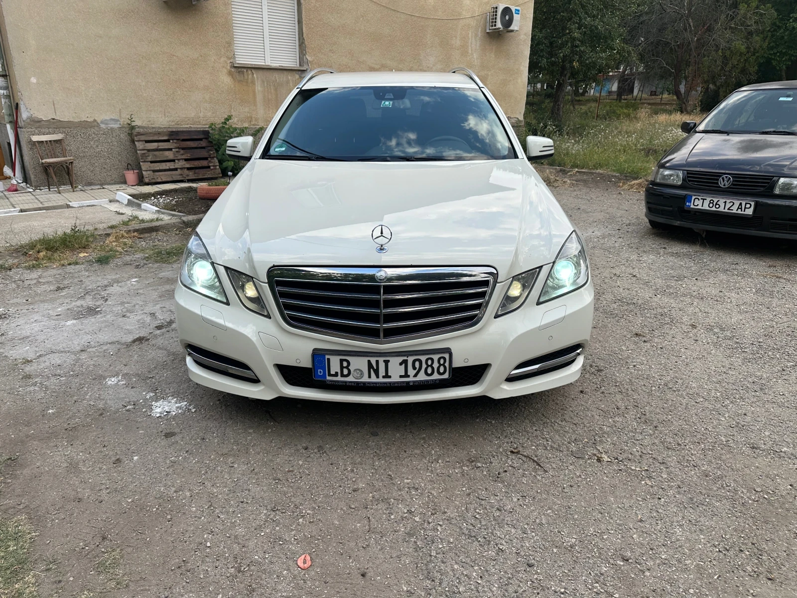 Mercedes-Benz E 220 и Subaru 2005 - изображение 6