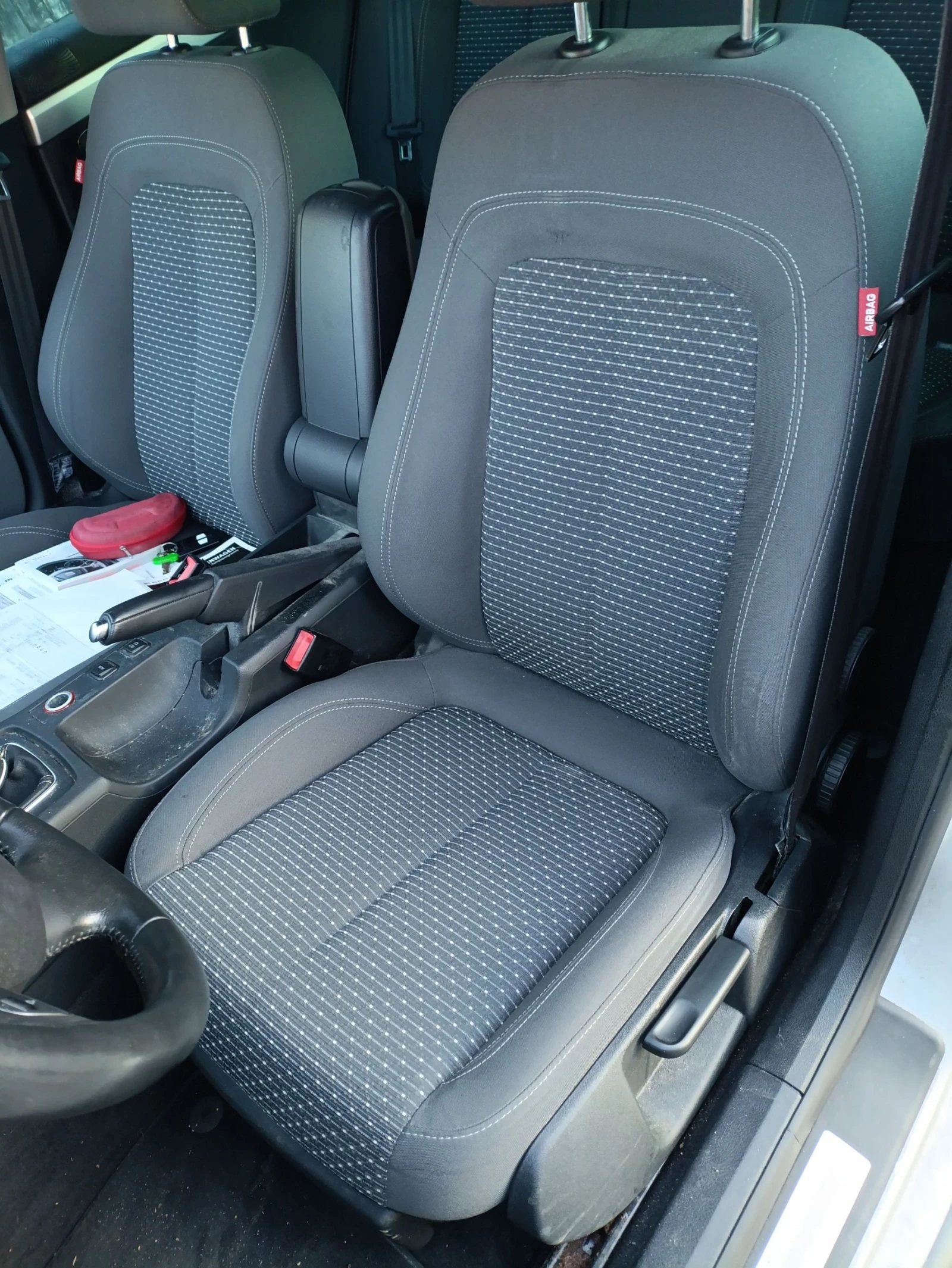 Seat Exeo 2, 0 TDI - изображение 7