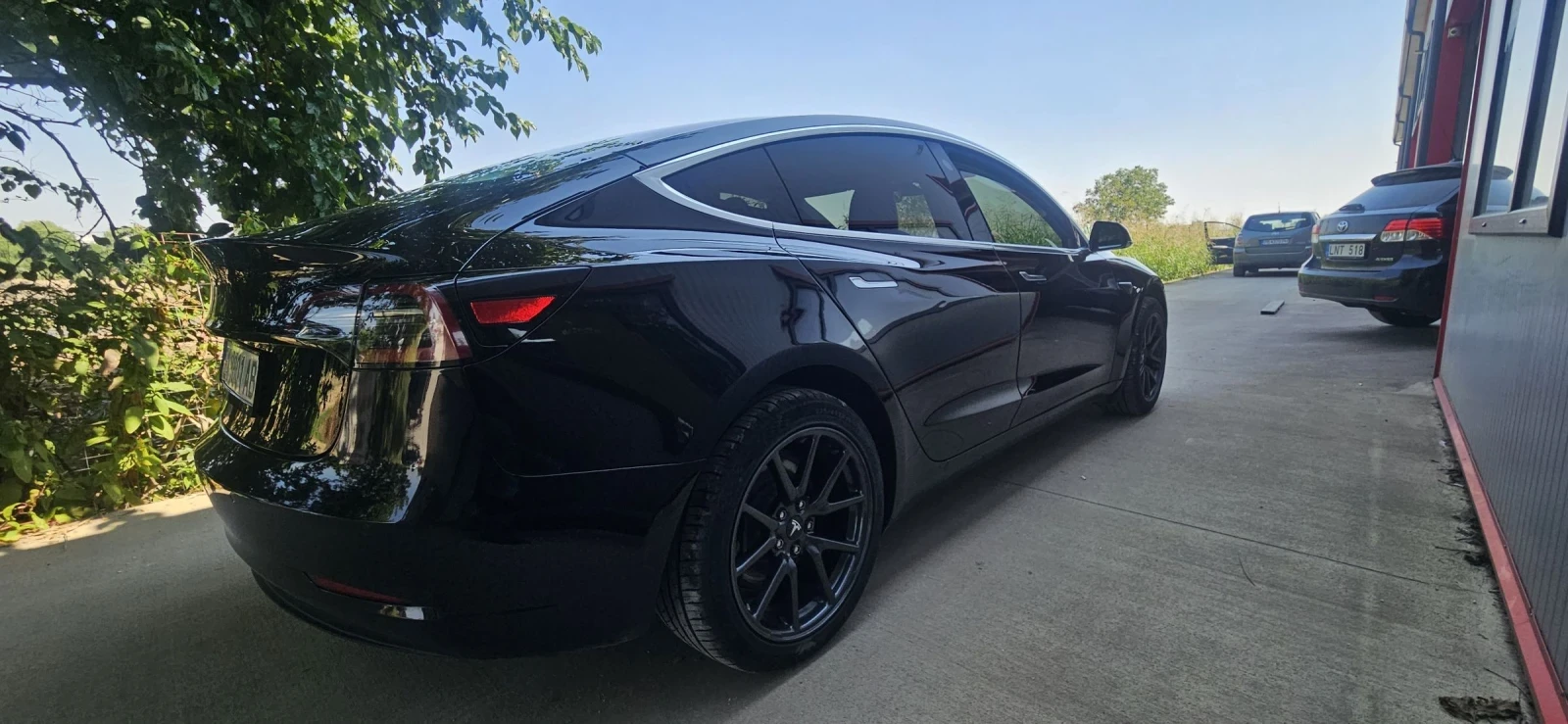 Tesla Model 3 Standart plus - изображение 3