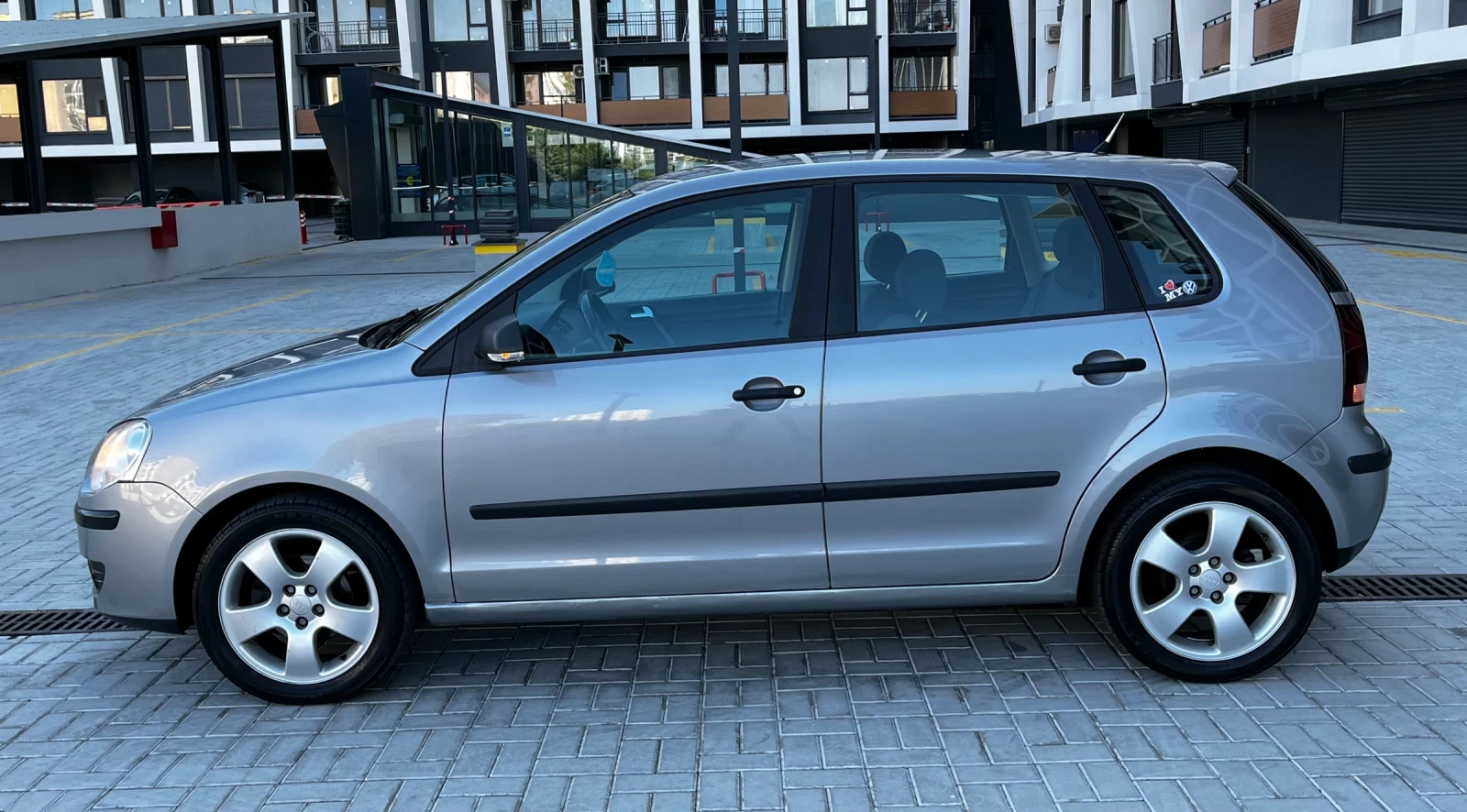 VW Polo 1.4I/80/КС/195/ХКМ - изображение 2