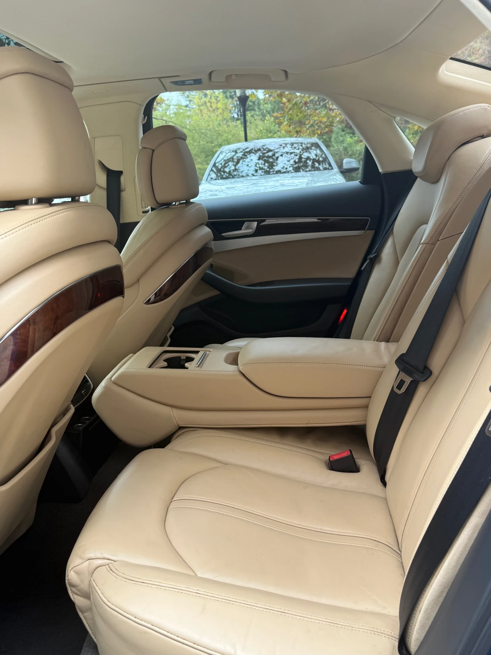 Audi A8 | Mobile.bg   11