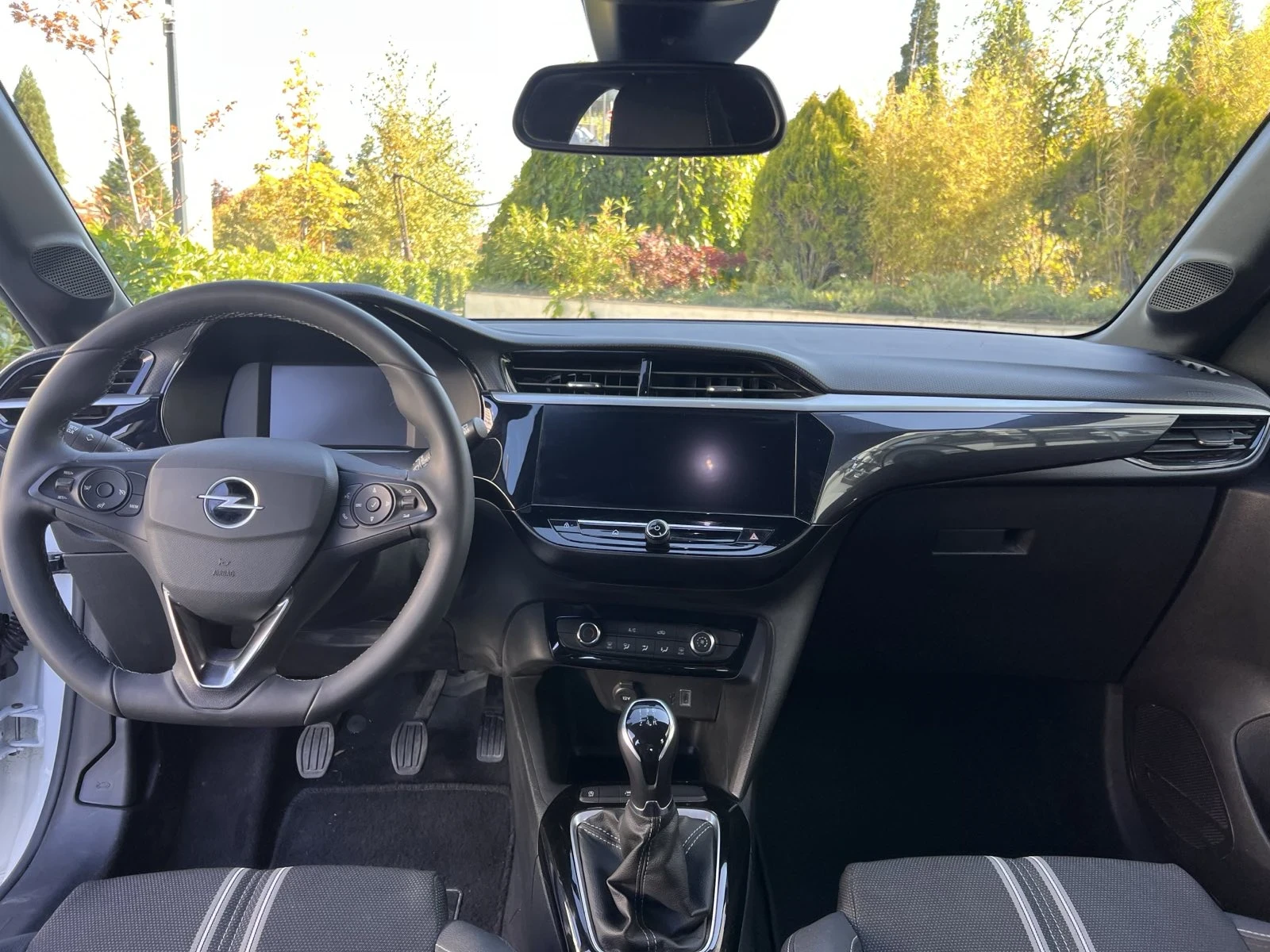 Opel Corsa GS  - изображение 8