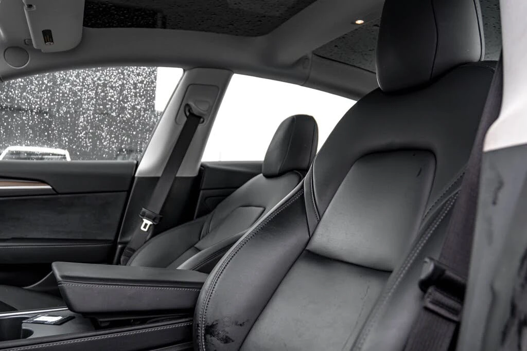 Tesla Model 3 RWD * АвтоКредит* (ЦЕНА ДО БГ) - изображение 8