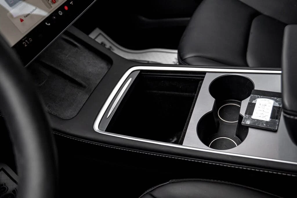 Tesla Model 3 RWD * АвтоКредит* (ЦЕНА ДО БГ) - изображение 9