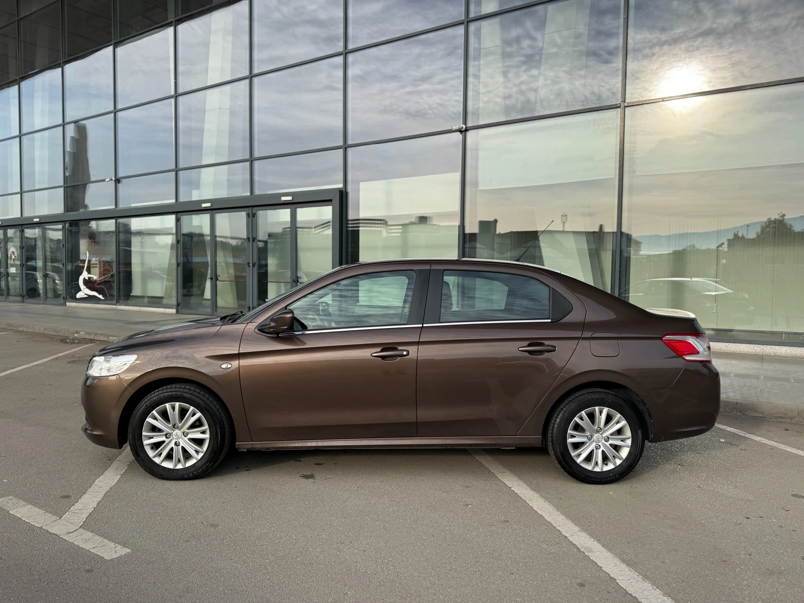 Peugeot 301 6 МЕСЕЦА ГАРАНЦИЯ/1.6HDI 99к.с. От България - изображение 2