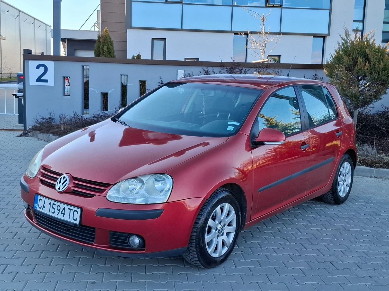 VW Golf 1.9TDI* (105кс)* FACELIFT* ПЪРВИ СОБСВЕНИК*  - изображение 3