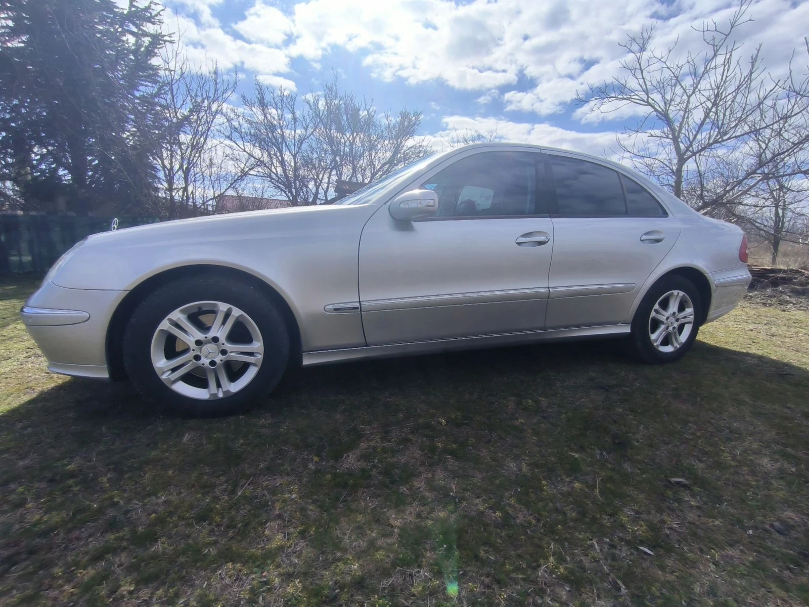 Mercedes-Benz E 320, снимка 4 - Автомобили и джипове - 53754938