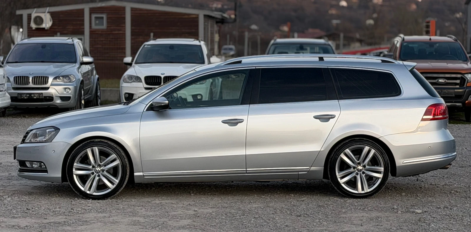 VW Passat 2.0TDi 170 4x4 Дистроник Обдухване Ксенон, снимка 7 - Автомобили и джипове - 53804175