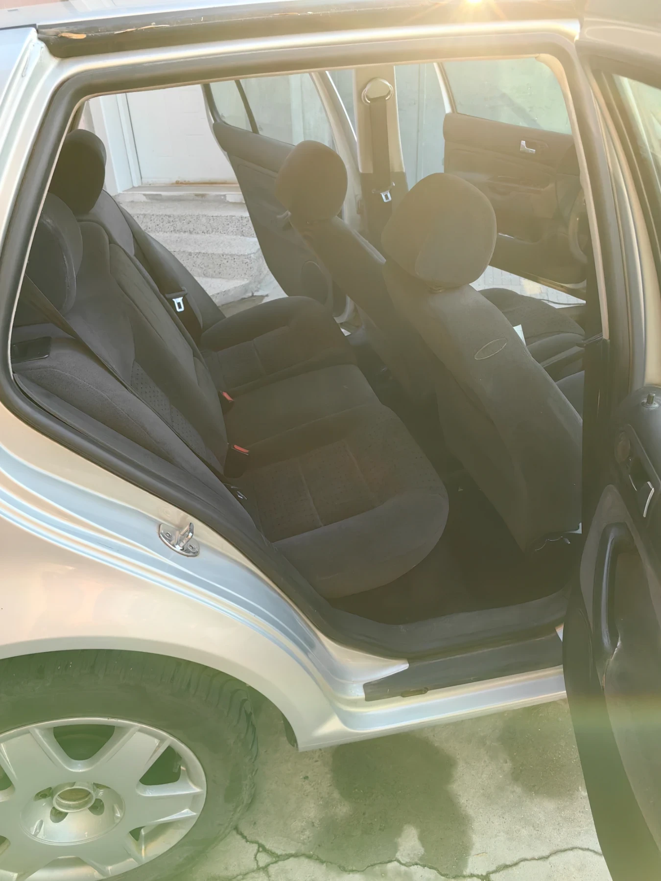 VW Golf, снимка 6 - Автомобили и джипове - 54001335