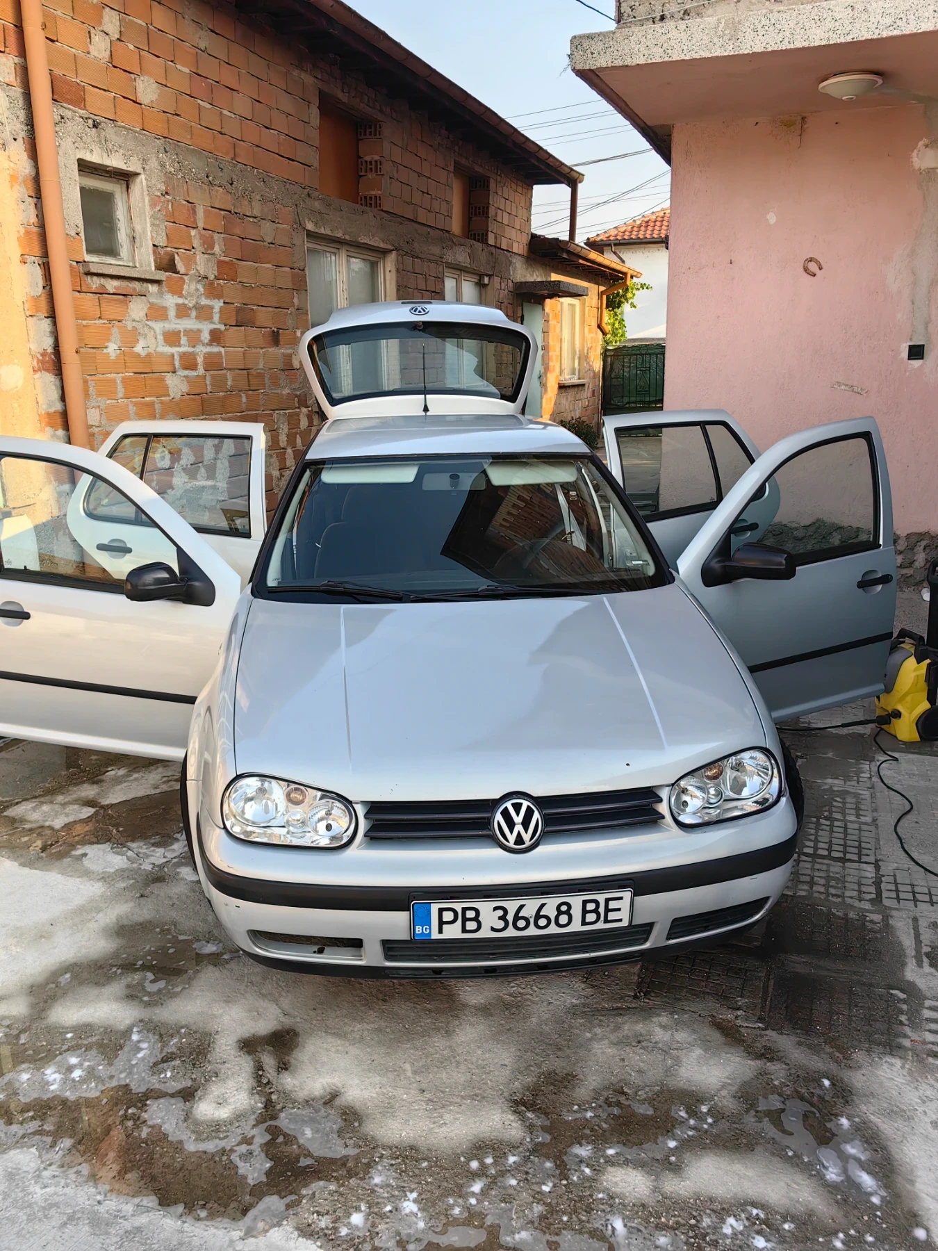 VW Golf undefined | Auto.bg — изображение 1