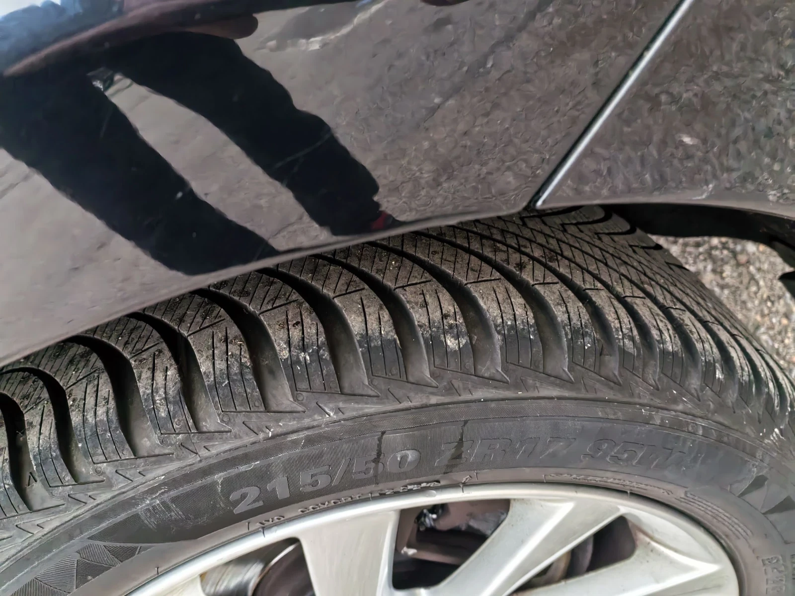 Volvo V60 Комби, снимка 7 - Автомобили и джипове - 54051100