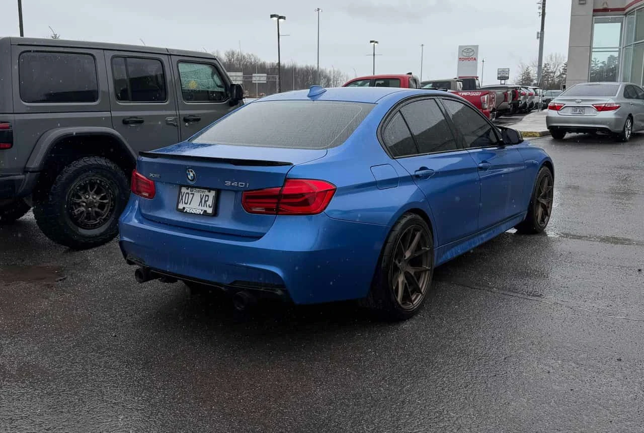 BMW 340 340i xDrive  CARFAX, снимка 4 - Автомобили и джипове - 54172208