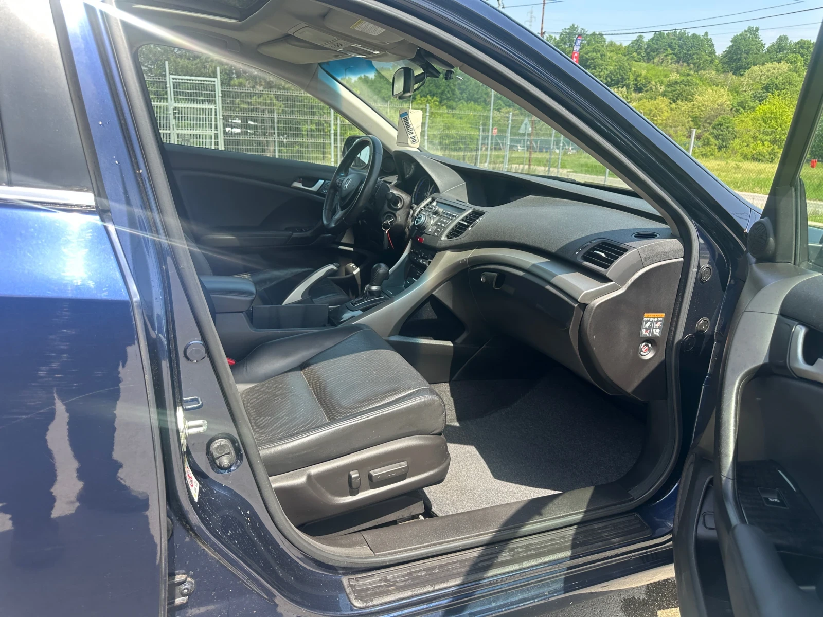 Honda Accord 2.4-EXEVUTIVE+ DisTronick-1Г-Гаранция!, снимка 10 - Автомобили и джипове - 54503574