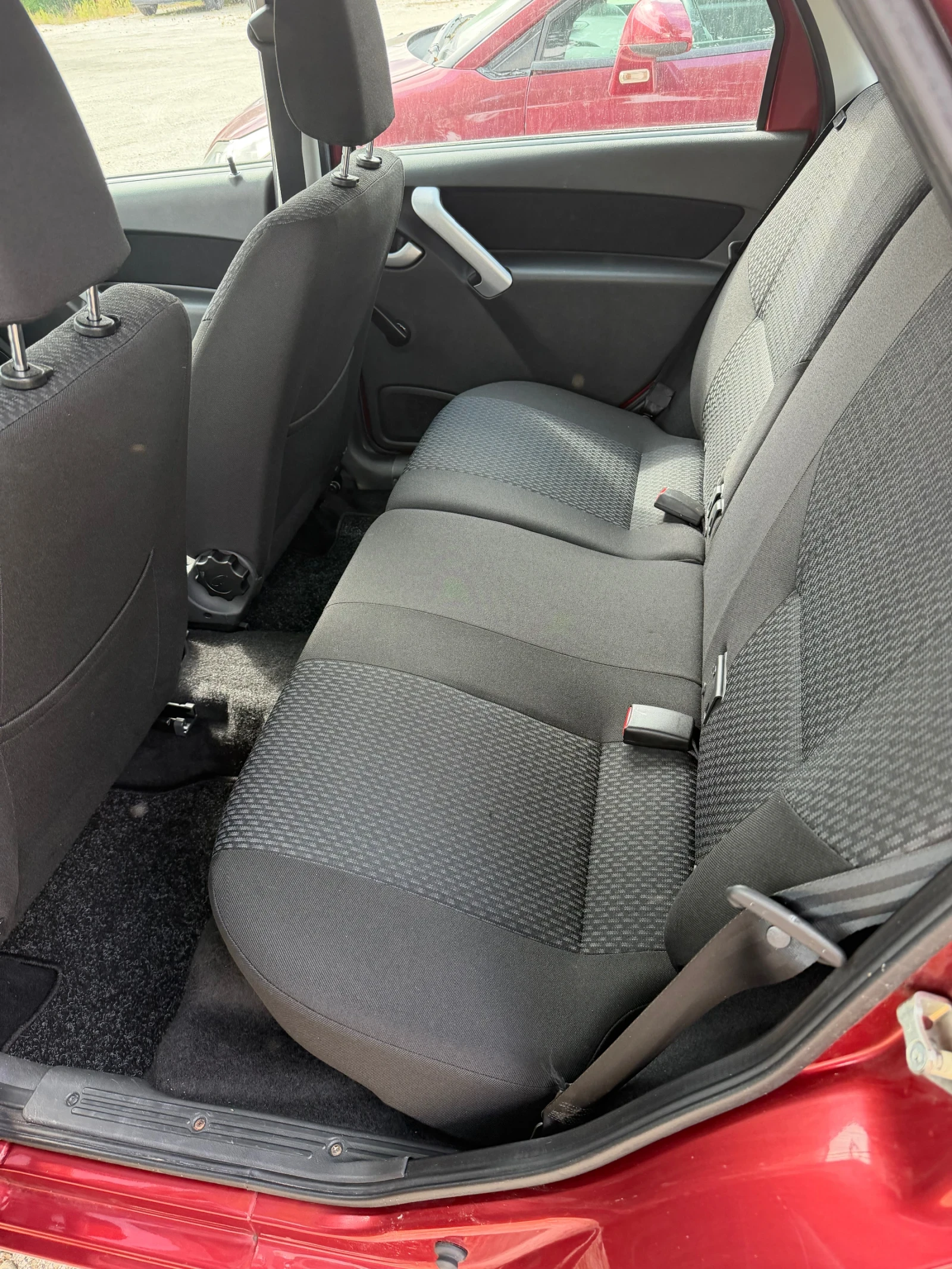 Lada Kalina 1.6-16v, снимка 9 - Автомобили и джипове - 54752318
