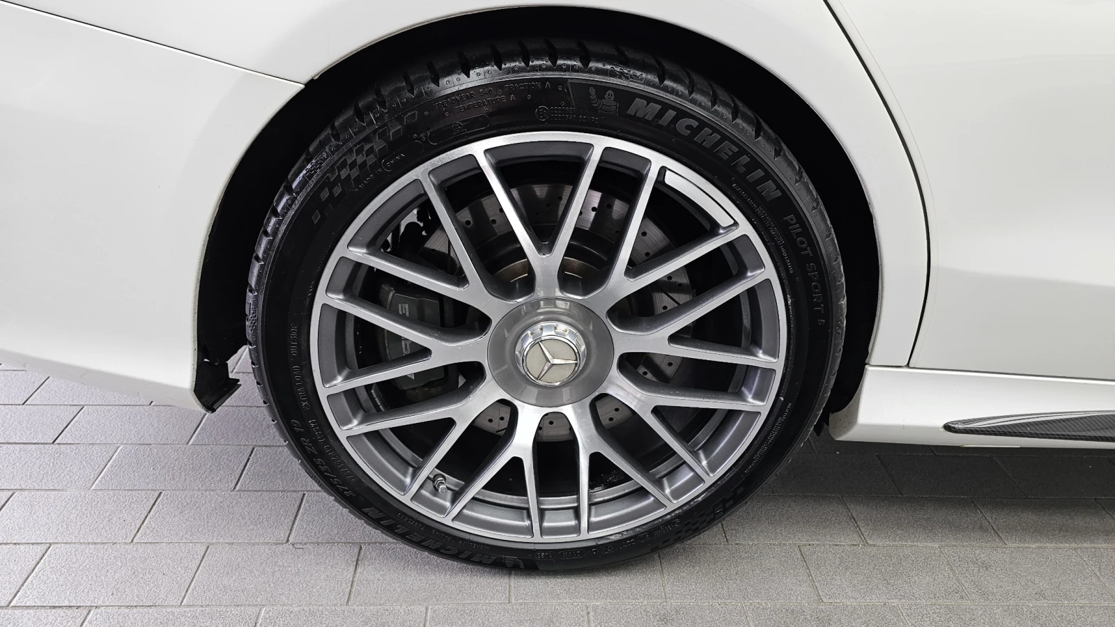 Mercedes-Benz C 63 AMG 360* BURMASTER* HEAD-UP* F1* CARBON* КРАЙНА ЦЕНА, снимка 5 - Автомобили и джипове - 54975370