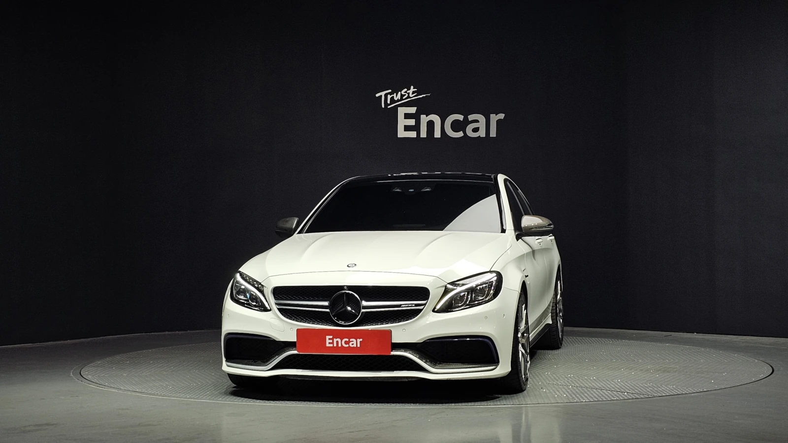 Mercedes-Benz C 63 AMG 360* BURMASTER* HEAD-UP* F1* CARBON* КРАЙНА ЦЕНА, снимка 2 - Автомобили и джипове - 54975370