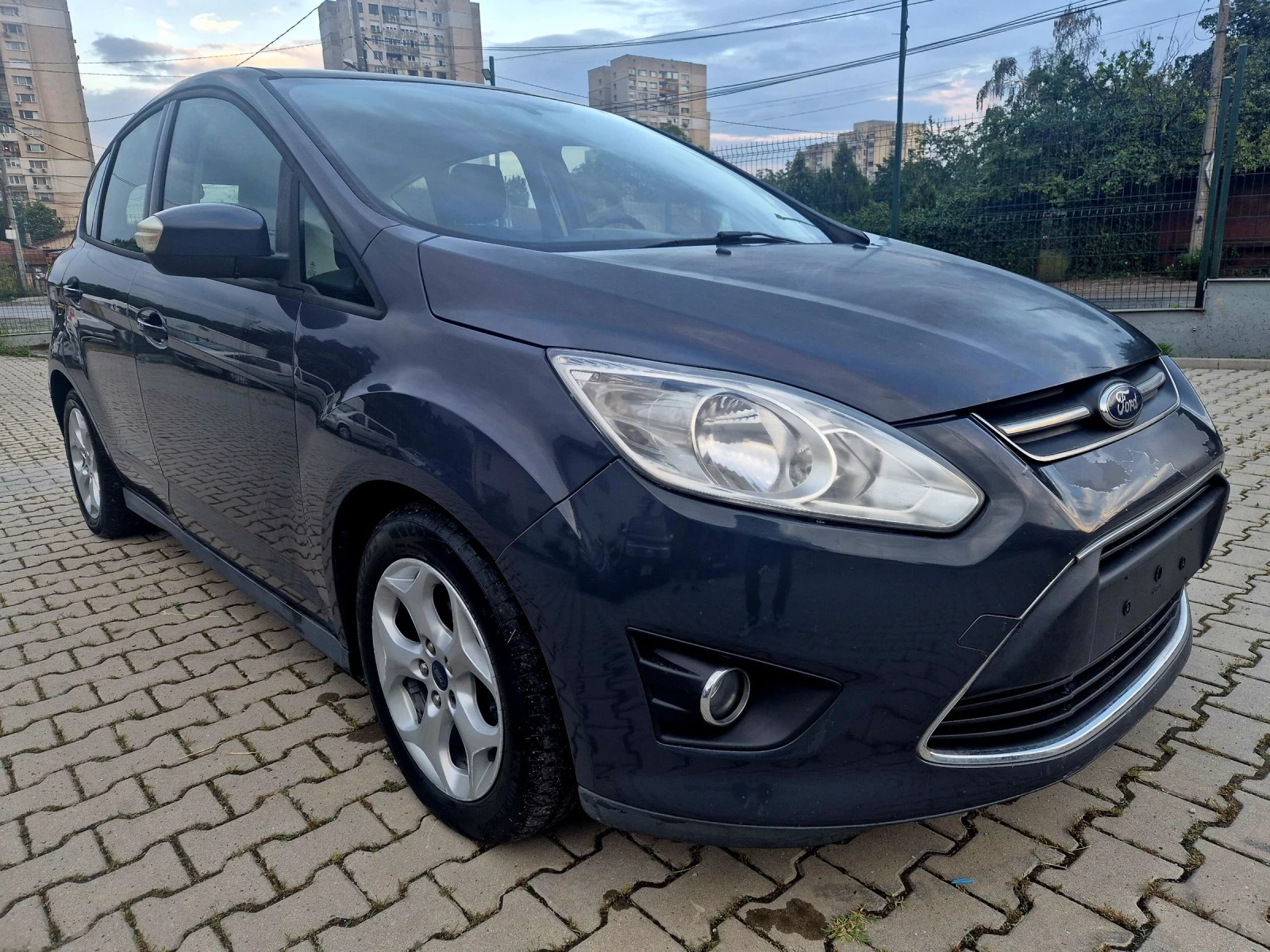 Ford C-max 1.6 110кс, снимка 4 - Автомобили и джипове - 55052859