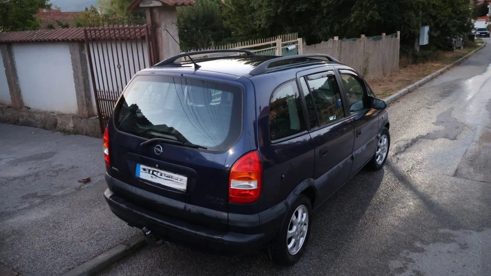 Opel Zafira, снимка 11 - Автомобили и джипове - 55400517
