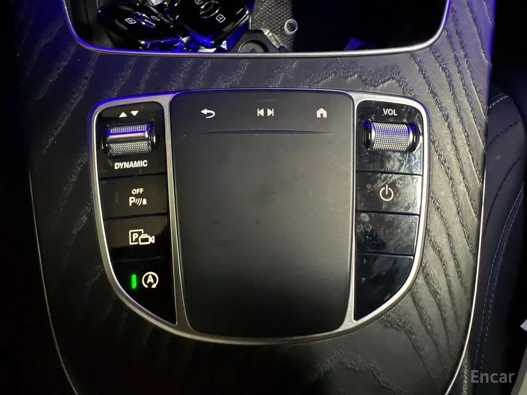 Mercedes-Benz E 220 4MATIC* AMG LINE* DISTRONIC* 360* КРАЙНА ЦЕНА, снимка 15 - Автомобили и джипове - 55441234