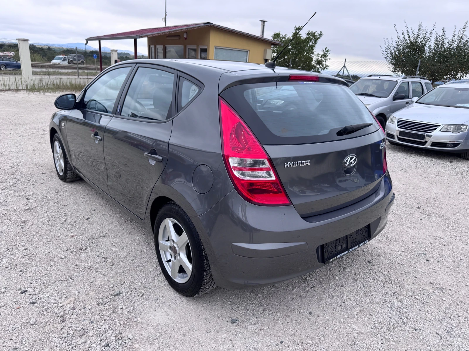 Hyundai I30 1, 6 / 115 PS 98 000 KM, снимка 4 - Автомобили и джипове - 55845363