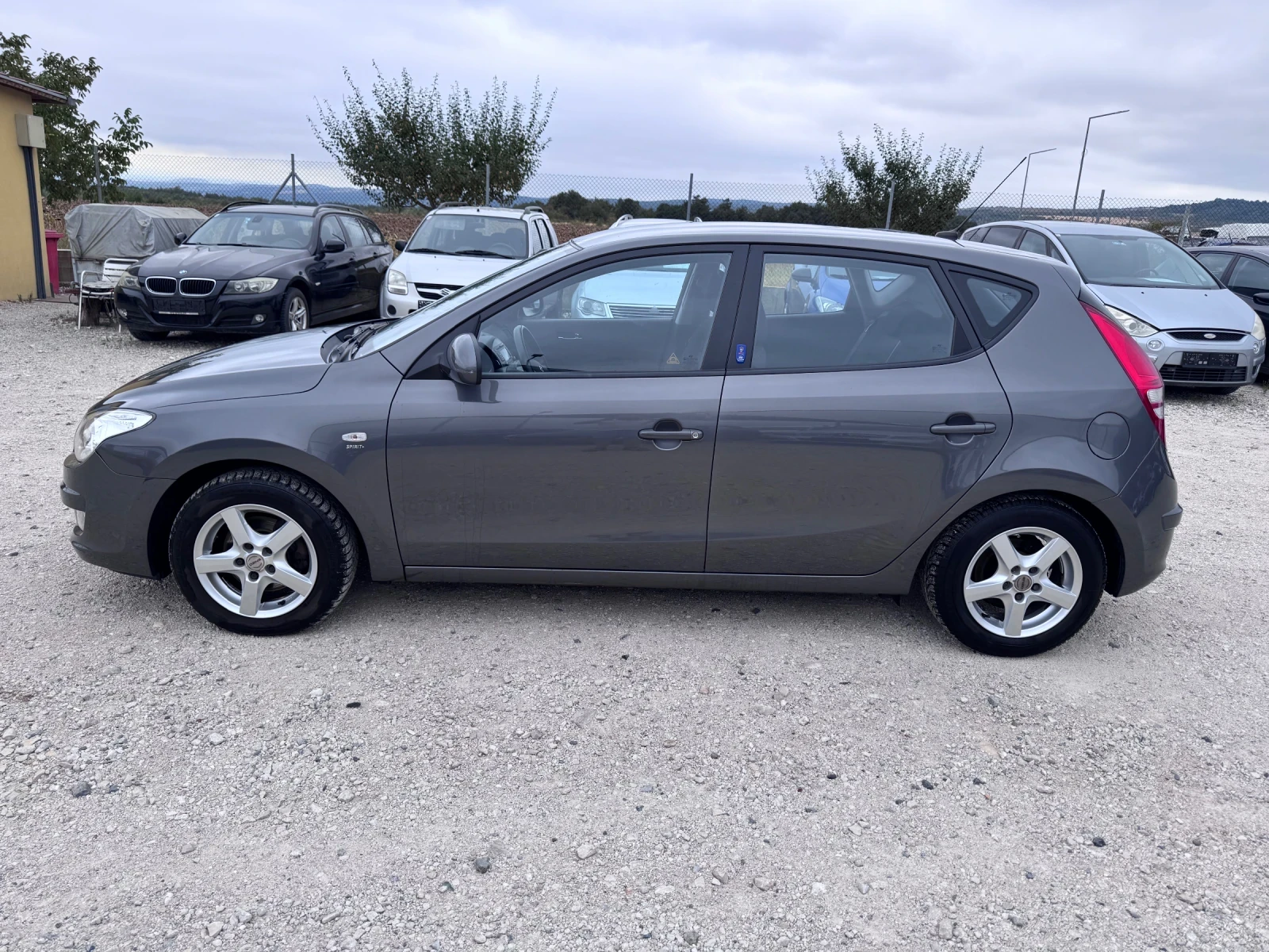 Hyundai I30 1, 6 / 115 PS 98 000 KM, снимка 3 - Автомобили и джипове - 55845363