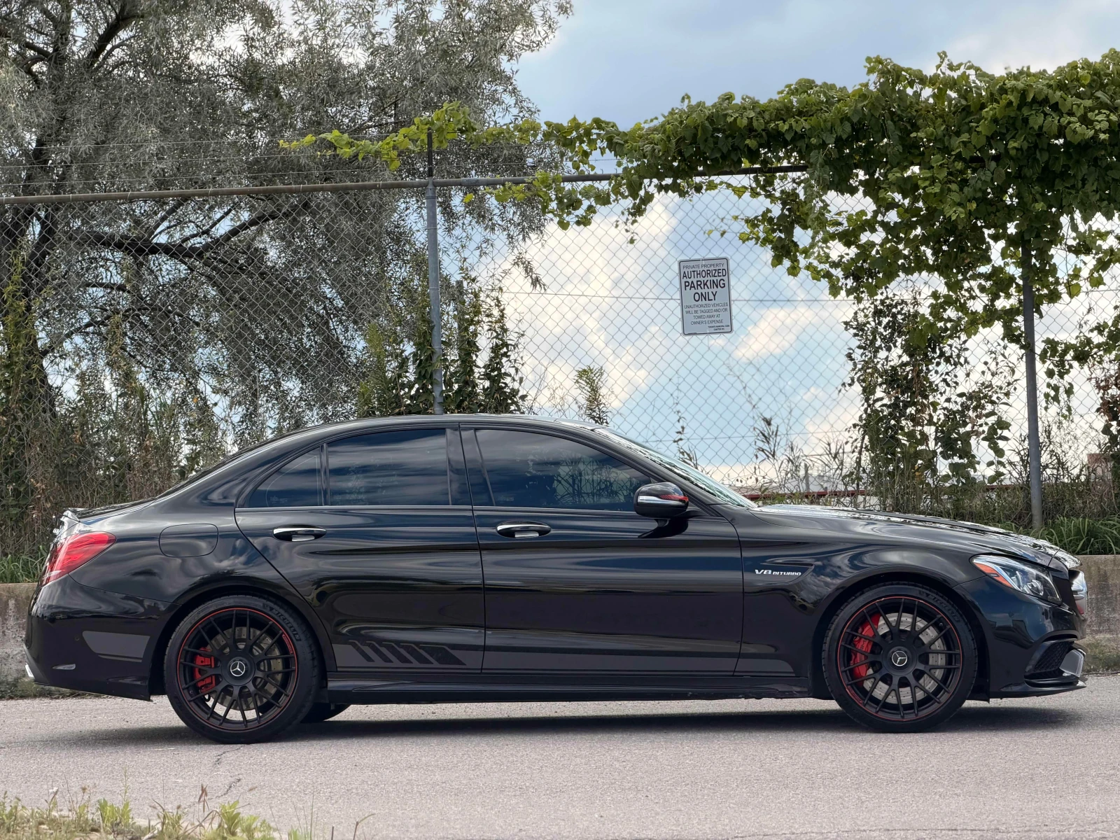 Mercedes-Benz C 63 AMG S / BURMESTER/ BUCKET / АВТОКРЕДИТ, снимка 3 - Автомобили и джипове - 55858556