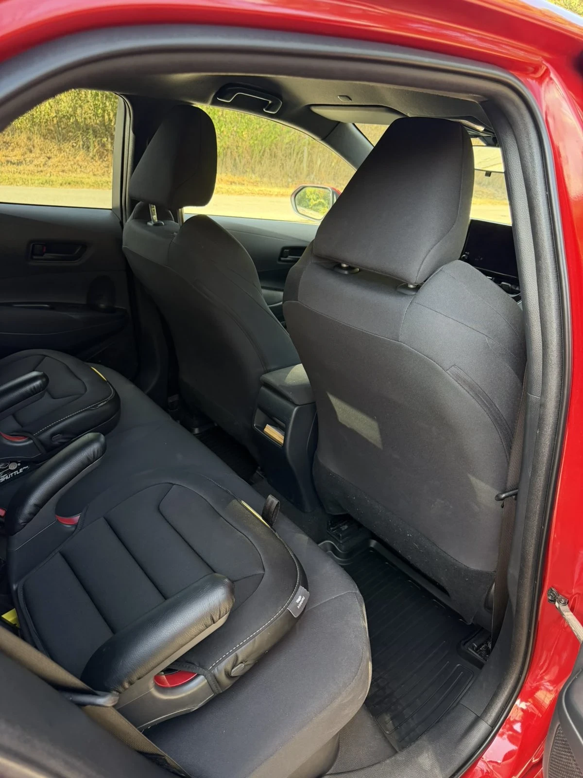 Toyota Corolla Хибрид, снимка 11 - Автомобили и джипове - 56133695