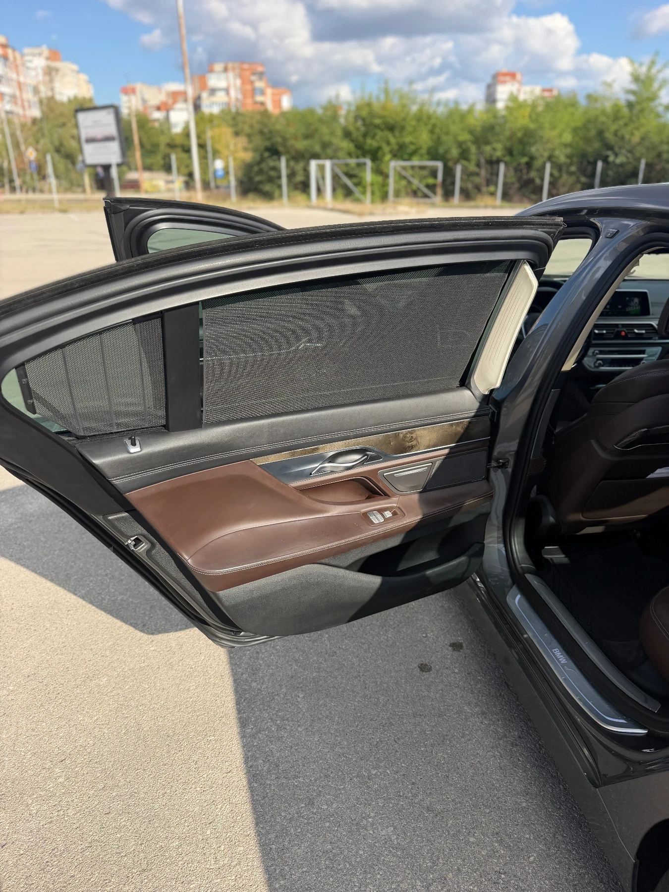 BMW 740 G12, снимка 11 - Автомобили и джипове - 56246614