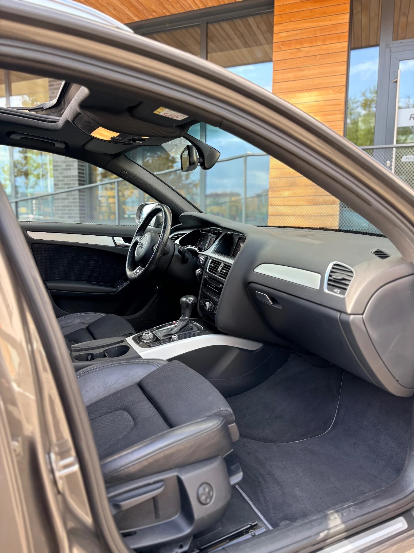 Audi A4 2.0 150 S line Automatic , снимка 11 - Автомобили и джипове - 56618538