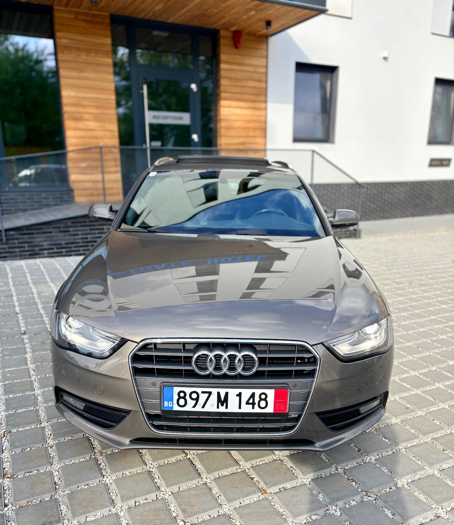 Audi A4 2.0 150 S line Automatic , снимка 4 - Автомобили и джипове - 56618538