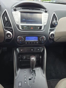 Hyundai IX35 2.0CRDI АВТОМАТИК КОЖА 4Х4, снимка 13