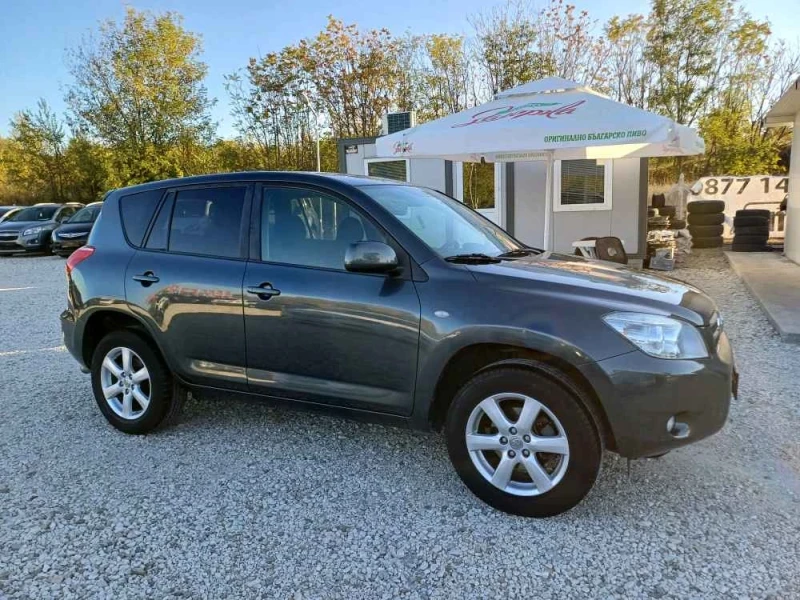 Toyota Rav4 2.0i 152k.c* Avtom* Navi* UNIKAT* , снимка 12 - Автомобили и джипове - 47685022