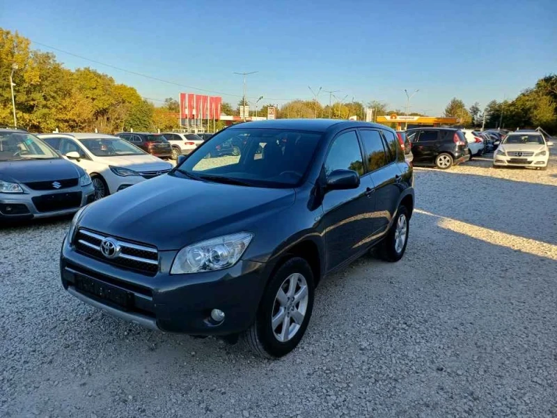 Toyota Rav4 2.0i 152k.c* Avtom* Navi* UNIKAT* , снимка 2 - Автомобили и джипове - 47685022