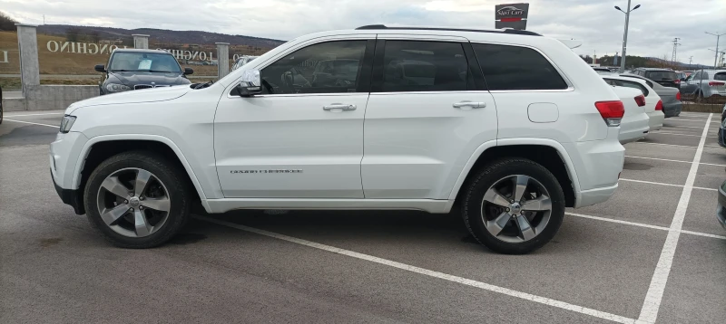 Jeep Grand cherokee OVERLAND, снимка 3 - Автомобили и джипове - 48630937